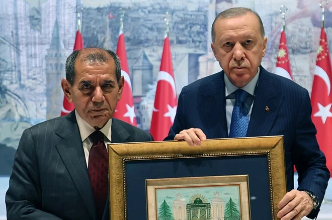 Rəcəb Tayyib Ərdoğan "Qalatasaray"ı qəbul edib - FOTO 