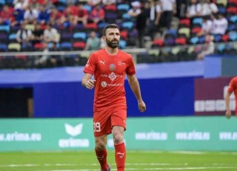 Millimizin üzvü: "İngilislər heç də zəif komanda deyil"
