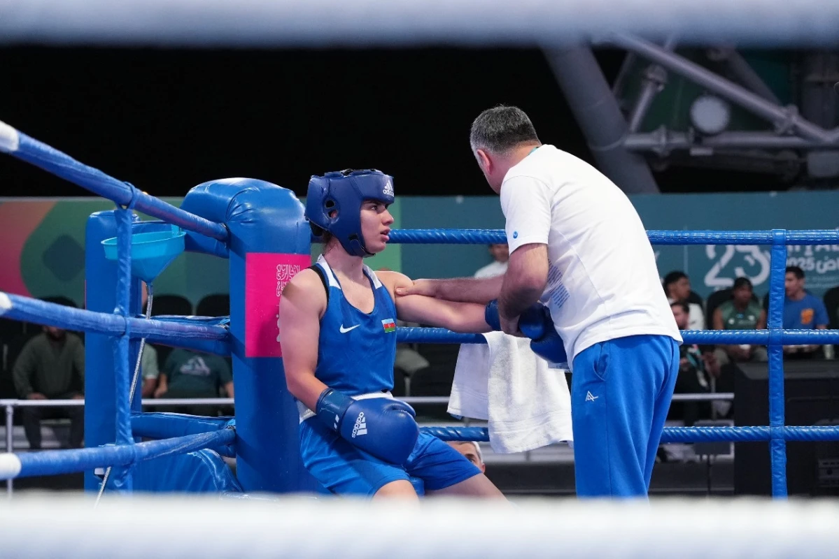 Boksçumuz İslamiadaya qələbə ilə başlayıb - FOTO 