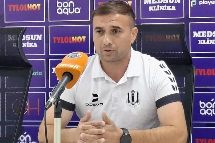 "Futbolçular xal qazanmaq üçün əziyyət çəkirlər"