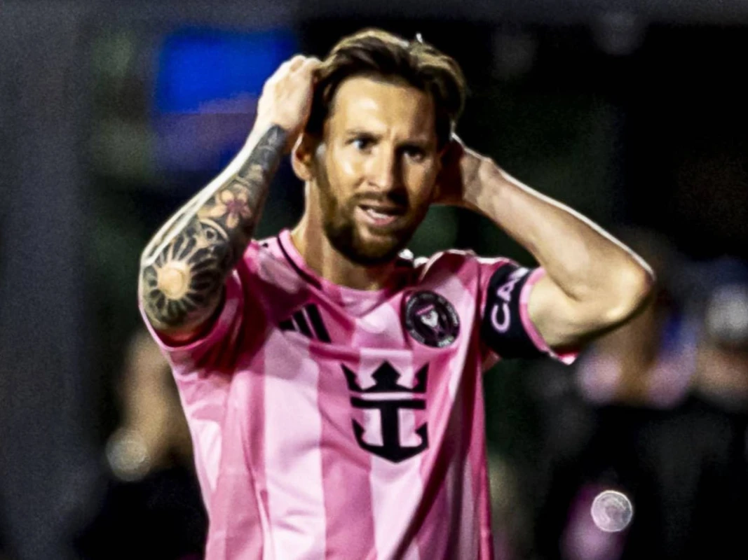 Messi “Kamp Nou”nu ziyarət edib