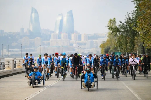 9 Noyabr – Dövlət Bayrağı Günü münasibətilə veloyürüş keçirilib