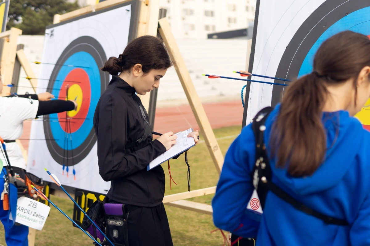 Kamandan oxatma üzrə “Zəfər turniri”nin açılış mərasimi keçirilib - FOTO 