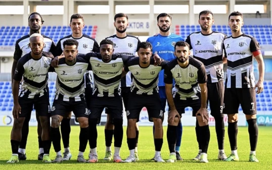 Premyer Liqada gərgin an: Əvəzləmək istədilər, futbolçu meydandan çıxmadı  - VİDEO 