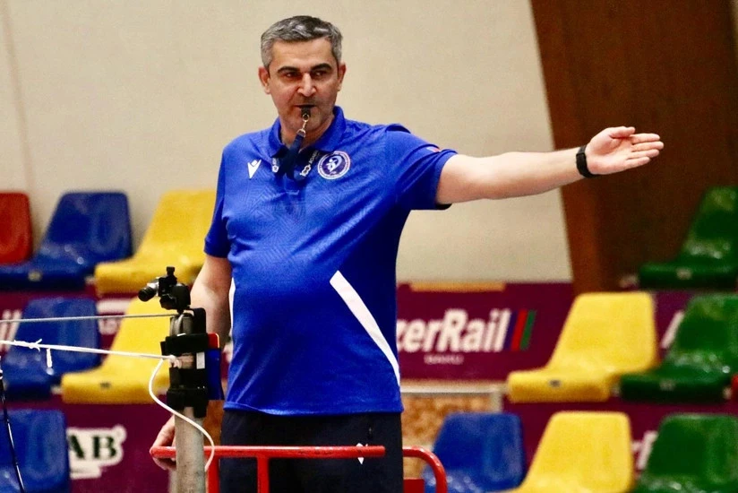 Fikrət Axundov Yunanıstan təmsilçisinin oyununu idarə edəcək