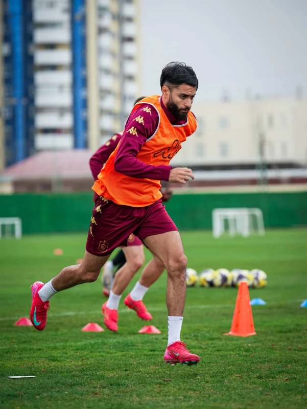 “Neftçi” “Turan Tovuz”la matçın hazırlığını başa vurub - FOTO 