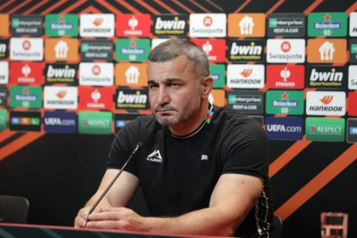 Qurban Qurbanov: "Döyülən də onlar, söyülən də"