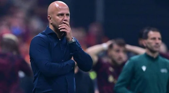 Slot "Qalatasaray" məğlubiyyətini unuda bilmir: "VAR o penaltini ləğv etməliydi, amma..."