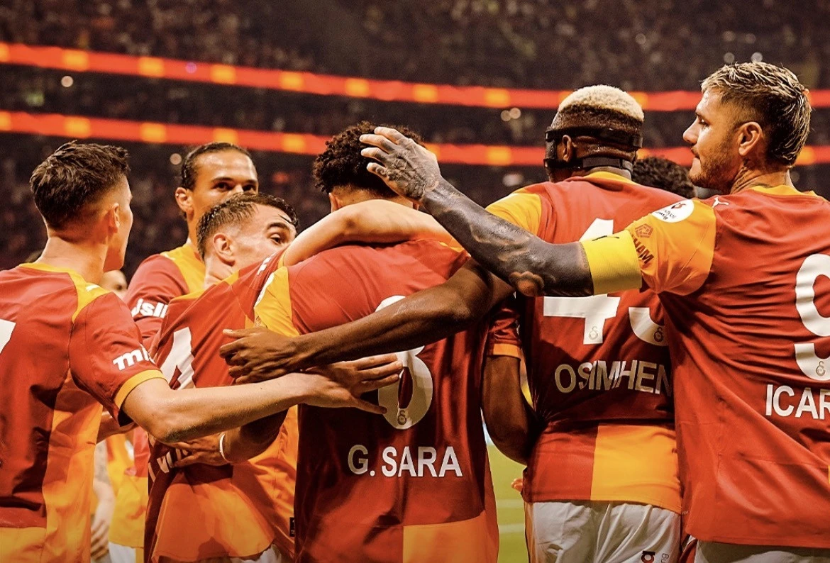 Super Liqa: Liderdən inamlı qələbə