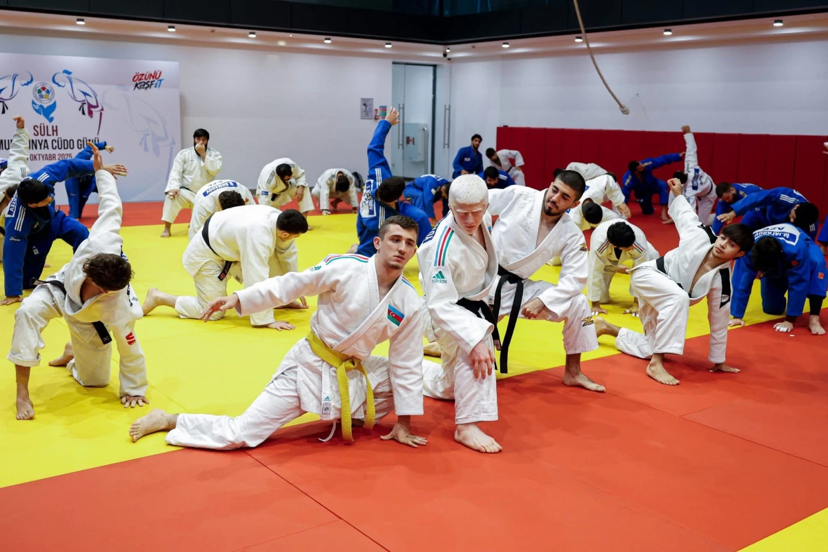 Bakıda paracüdoçuların olimpiyaçılarla birlikdə məşqlərinə start verilib - FOTO