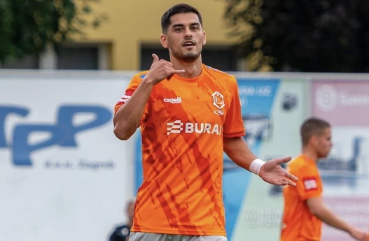 Azərbaycanlı futbolçu istəyinə çatacaq: MİLLİDƏ DEBÜT EDƏ BİLƏR 