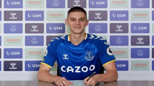 "Everton"un futbolçusu millimizlə matçı buraxacaq