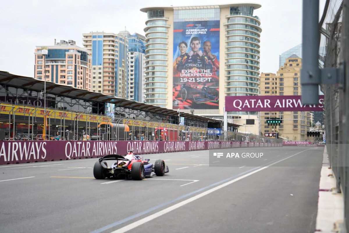 "Formula 1": İkinci sərbəst yürüş başladı