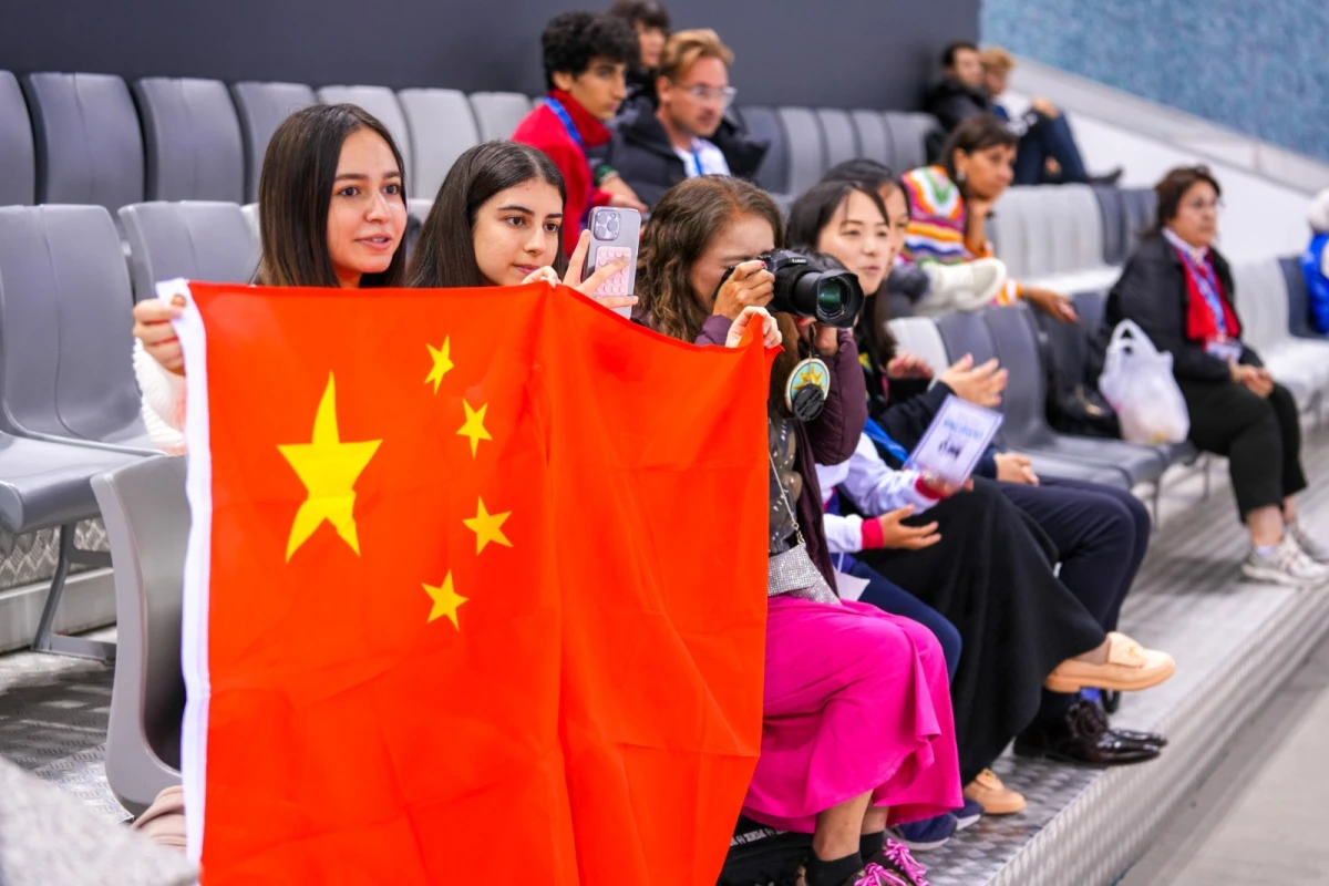 Fiqurlu konkisürmə üzrə Qran-Pri turnirinin qısa proqramı keçirilib - FOTO 