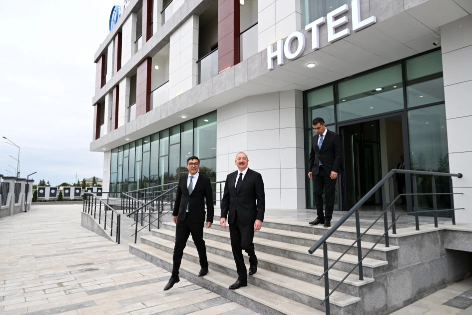 Prezident İlham Əliyev Yevlax Olimpiya İdman Kompleksinin açılışında iştirak edib - FOTO 