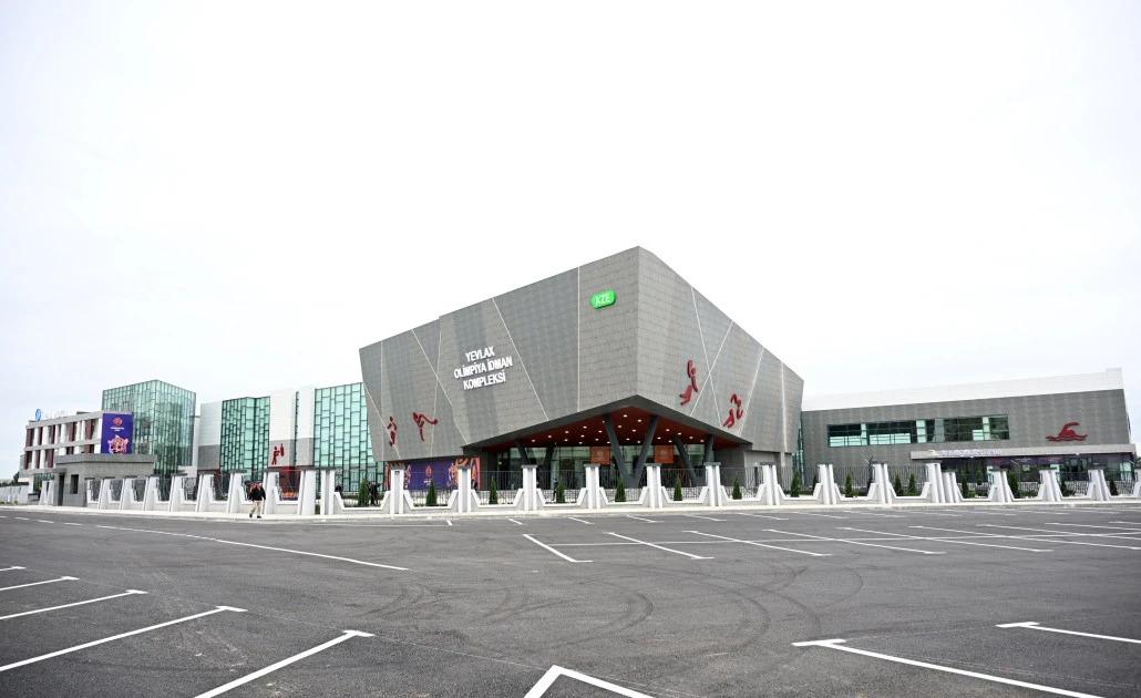 Prezident İlham Əliyev Yevlax Olimpiya İdman Kompleksinin açılışında iştirak edib - FOTO 