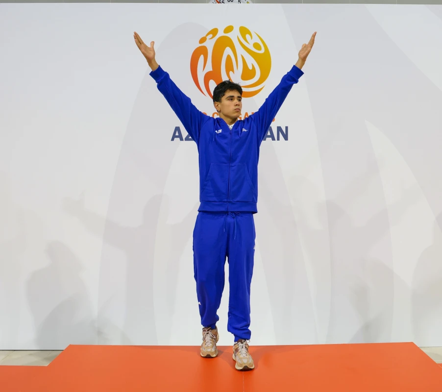 MDB Oyunlarında daha bir uğur: Azərbaycanlı üzgüçü çempion oldu - FOTO 