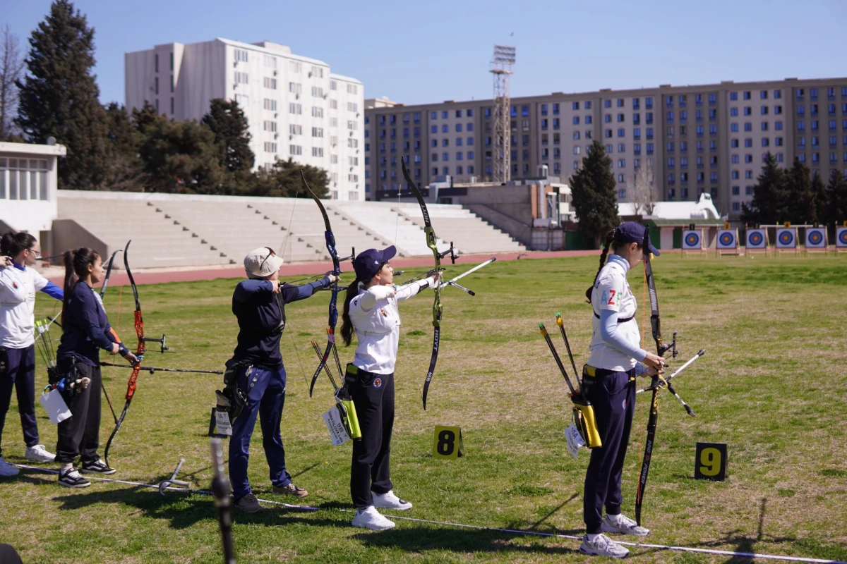 Kamandan oxatma üzrə Bakı kubokunun açılış mərasimi baş tutub - FOTO 