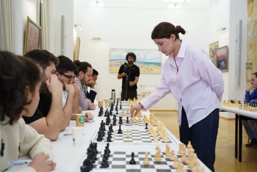 Ülviyyə Fətəliyeva Vyana və Bratislavada şahmatçılarla görüşüb - FOTO 