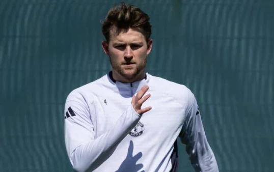 De Liqt məşqlərə start verdi