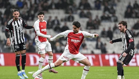 "Beşiktaş"dan heç-heçə, Trabzon 2-cilik şansını itirdi