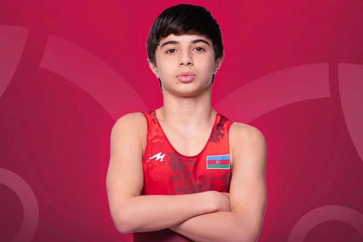 U-17 DÇ: Tunar Həsənov qələbə ilə 1/4 finala yüksəldi