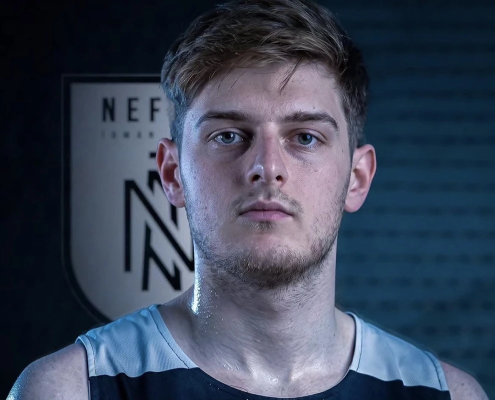 “Neftçi” keçmiş basketbolçusunu yenidən heyətinə qatıb