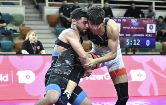 Sərbəst güləş üzrə daha 5 çəkidə finalçılar bəlli olub