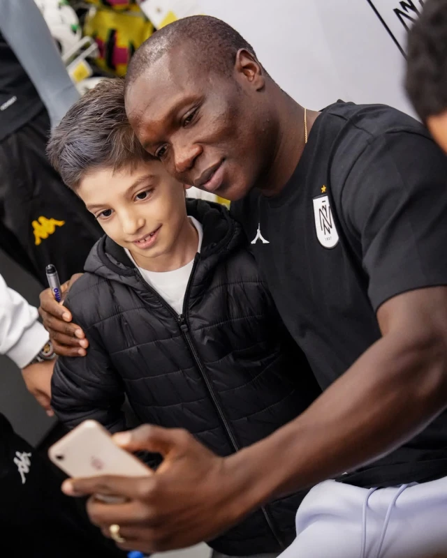 “Neftçi”nin rəsmi mağazasının açılış mərasimi baş tutub - FOTO 