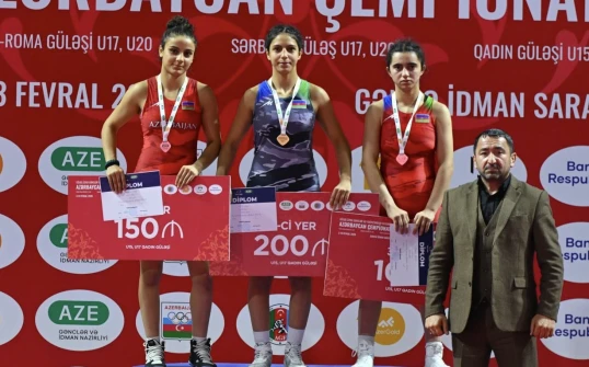 Gəncədə qadın güləşi üzrə ölkə çempionatı keçirilib