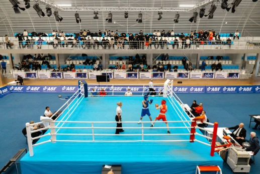 Boks üzrə ölkə çempionatının ilk günündə 41 döyüş keçirilib