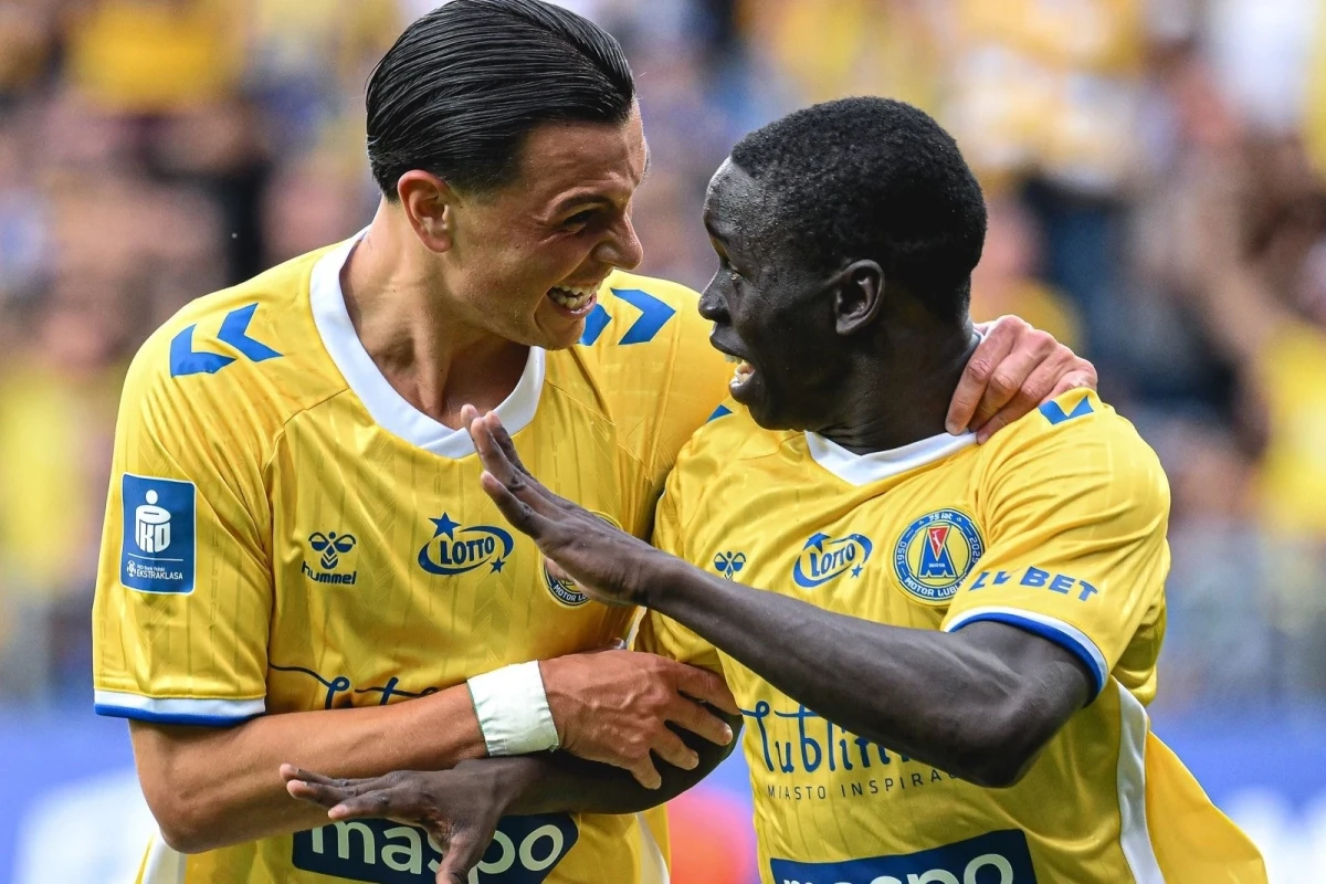 Renat oynadı, komandası məğlub oldu