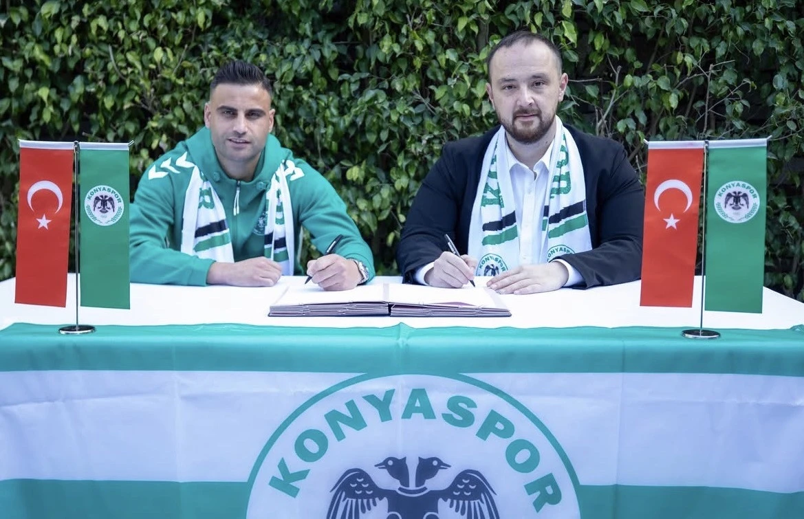 Türkiyə millisinin üzvü Super Liqada klubunu dəyişib