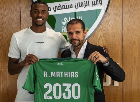 Braziliyalı hücumçu “Əl-Əhli”də