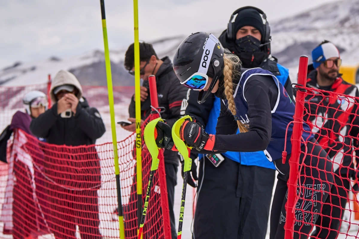 “Azerbaijan Open” beynəlxalq dağ xizəyi turnirinin ikinci turu keçirilib - FOTO 