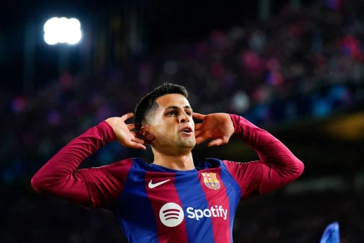 Kanselo rəsmən “Barselona”da