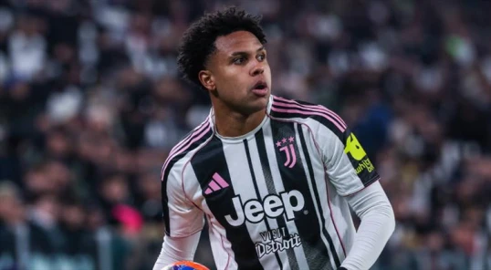 “Fənərbaxça” və “Qalatasaray” yarışda: "Yuventus"un futbolçusu uğrunda mübarizə 