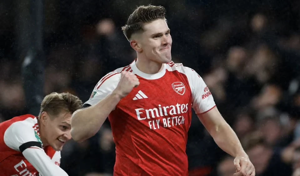 İngiltərə Liqa Kuboku: “Arsenal” finalın bir addımlığında