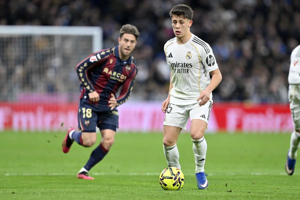 Arda Gülər matçın oyunçusu seçilib