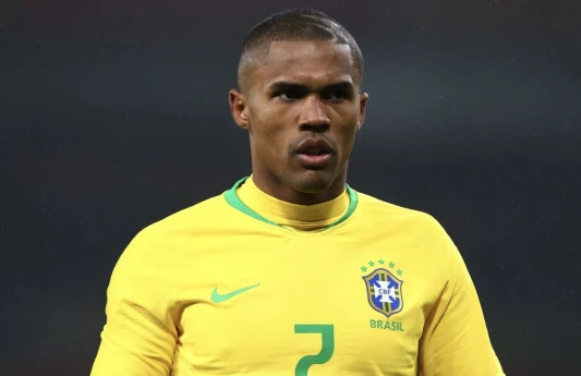 Braziliya millisinin üzvü IV Liqa klubunda - RƏSMİ 