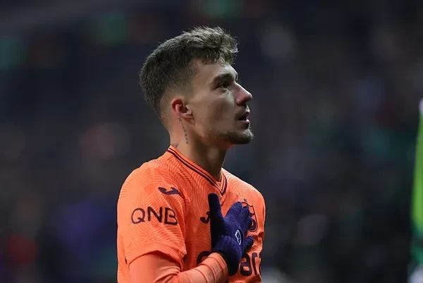 Ernest Muçi Burak Yılmaza çatdı