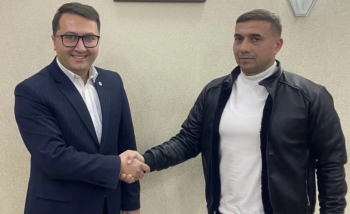 "Karvan-Yevlax" sabiq baş məşqçisi ilə bağlı öhdəlikləri yerinə yetirib