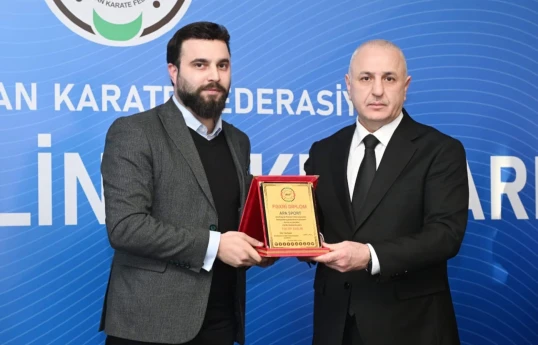 Azərbaycan Karate Federasiyası “Apasport”u mükafatlandırıb
