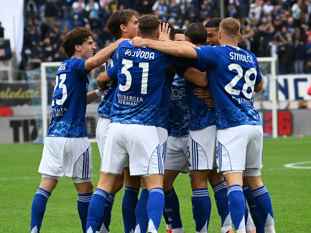 "Komo" ilk dəfə bir matçda altı qol vurub