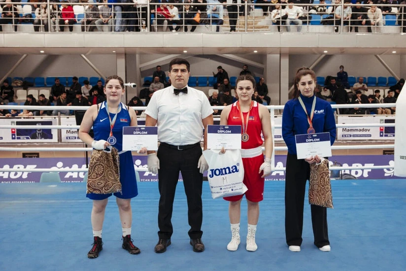 Qadın boksçular arasında Azərbaycan çempionatı başa çatıb