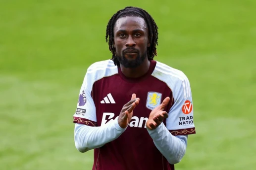 "Aston Villa"dan "Kristal Palas"a - Rəsmi 