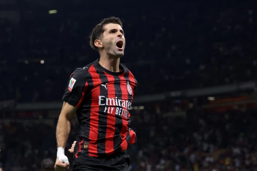 Pulişiç “Milan”da qalacaq?