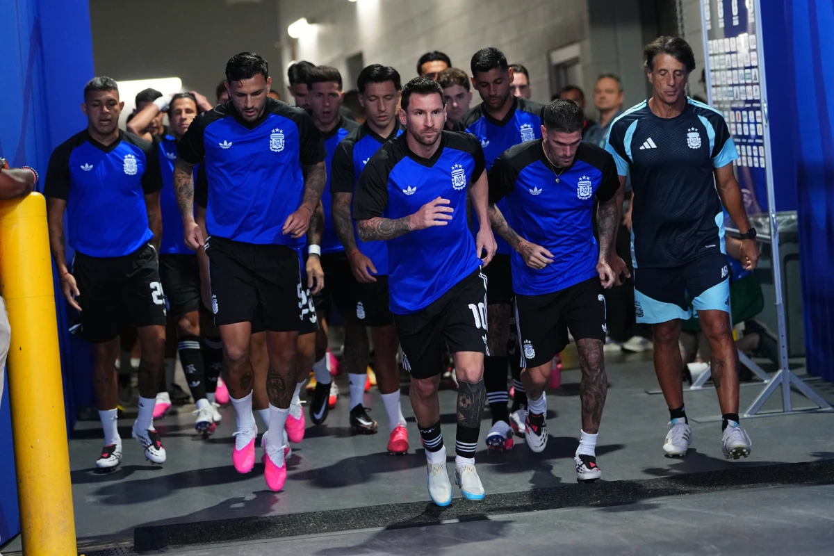 Argentina yarımfinallarda uduzmur - Altı oyunun hamısında final 