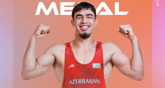 Güləşçimizdən Budapeştdə qızıl medal