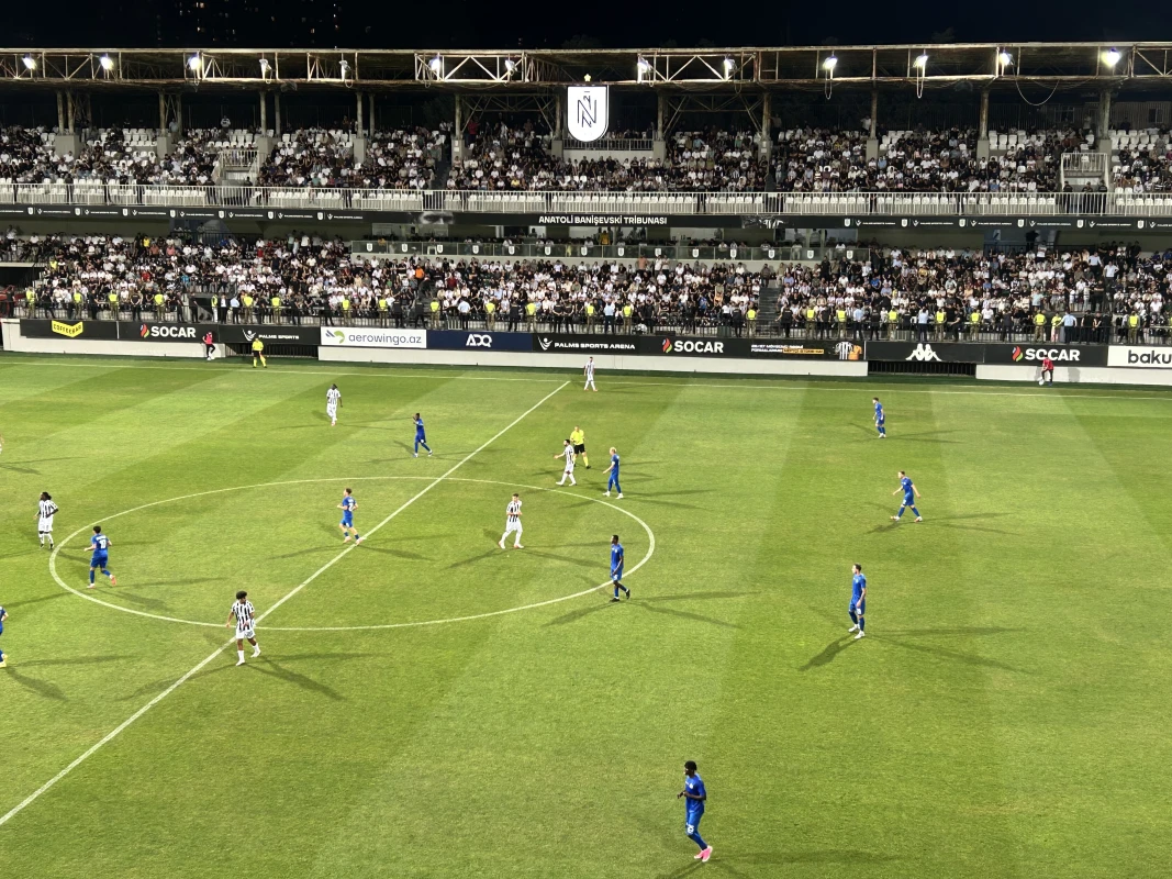 “Dinamo” hesabda öndə - YENİLƏNİR 